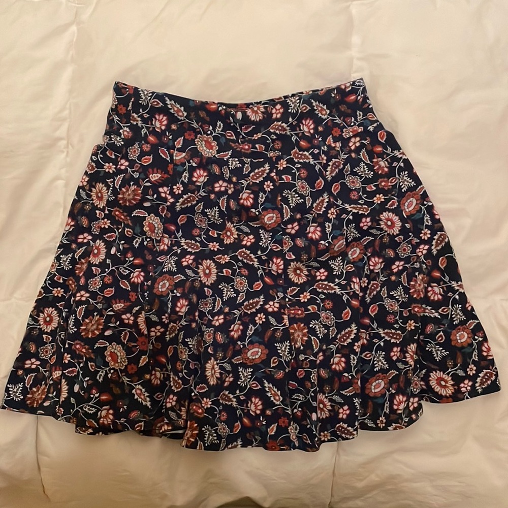 Medium, floral skirt